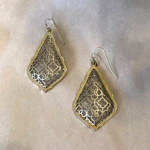 ✨💛 Kendra Scott Gold and Silver Drop Earrings EUC 💛✨
